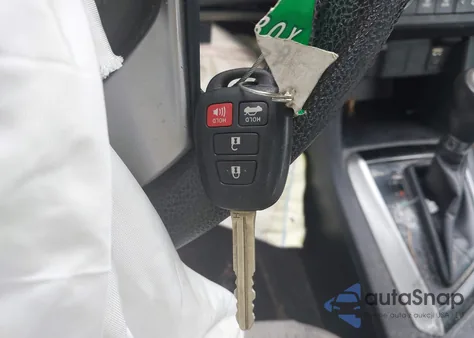 2014 Toyota Corolla Le из США, поврежденный, VIN 2T1BURHEXEC151894